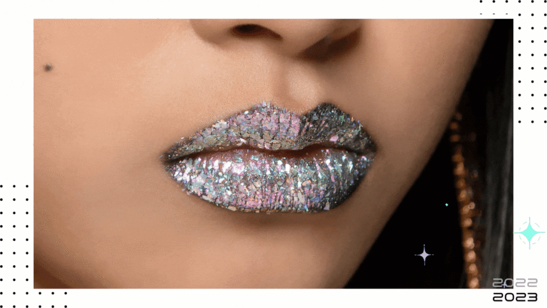 Бьюти-тренд 2022-2023: Макияж с блестками заставляет наши губы сверкать в Новогодние праздники