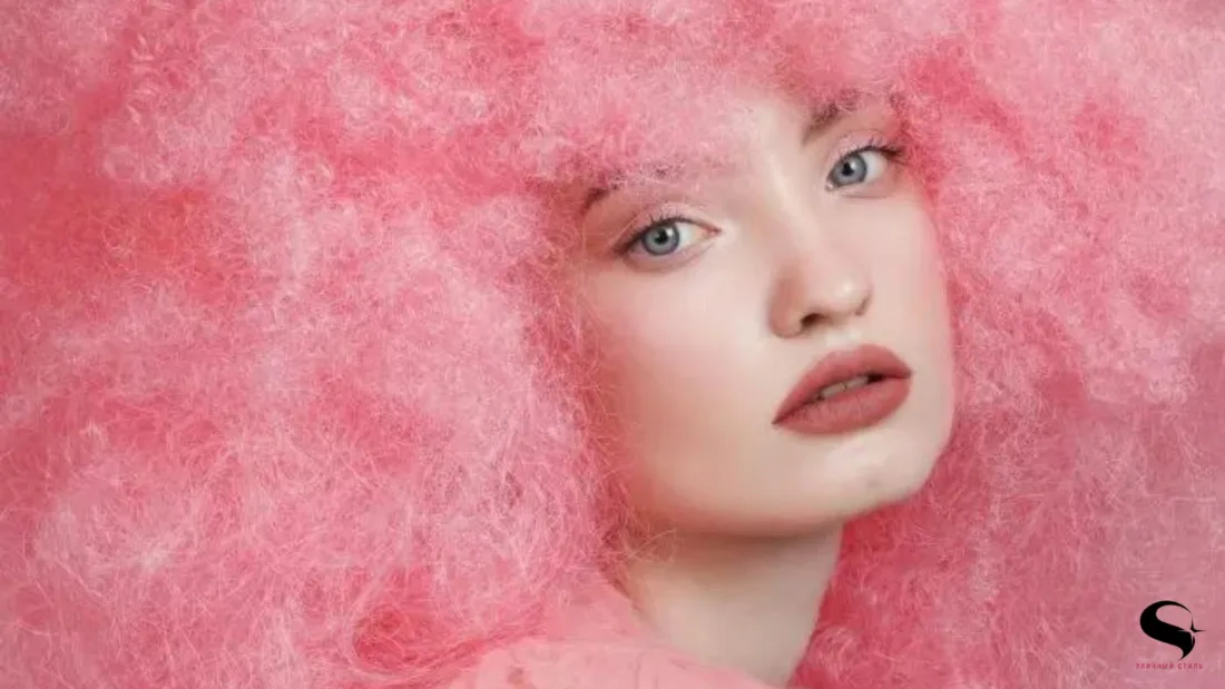 Макияж в розовых тонах: эстетика нежной девушки (вновь) подтверждает себя как тренд